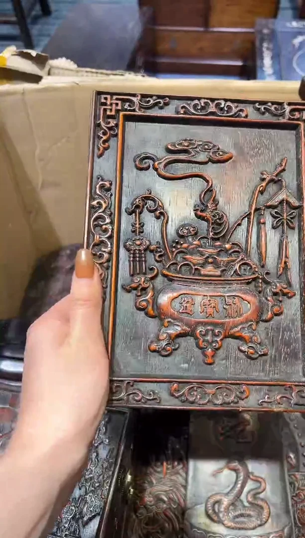 木紫檀雕刻一物一拍