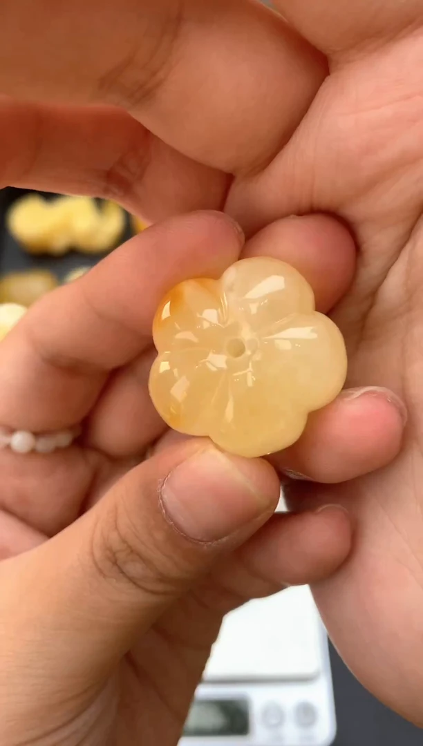 【闪购商品】琥珀珠宝奇石未镶嵌005琥珀蜜蜡花粉有纹小坑介意勿拍