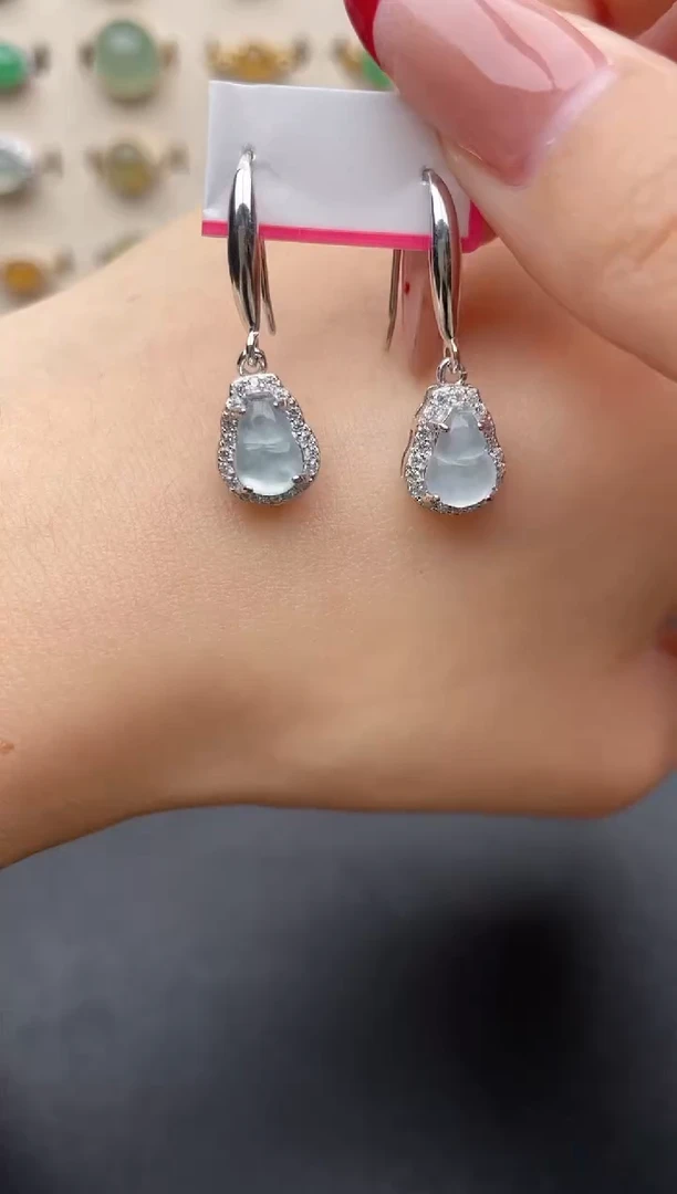 【闪购商品】翡翠戒指银S925镶嵌一物一证一礼盒