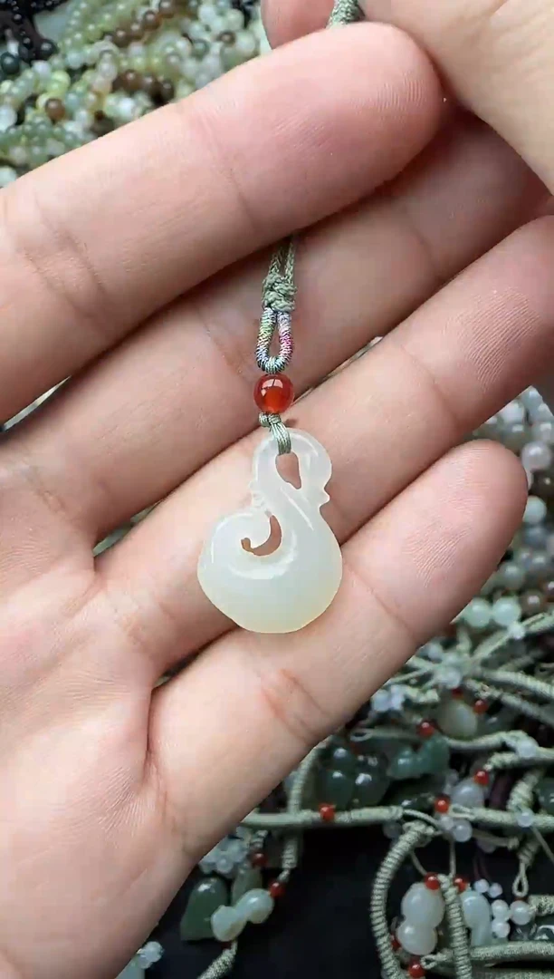 颈饰未镶嵌和田玉拍一发一