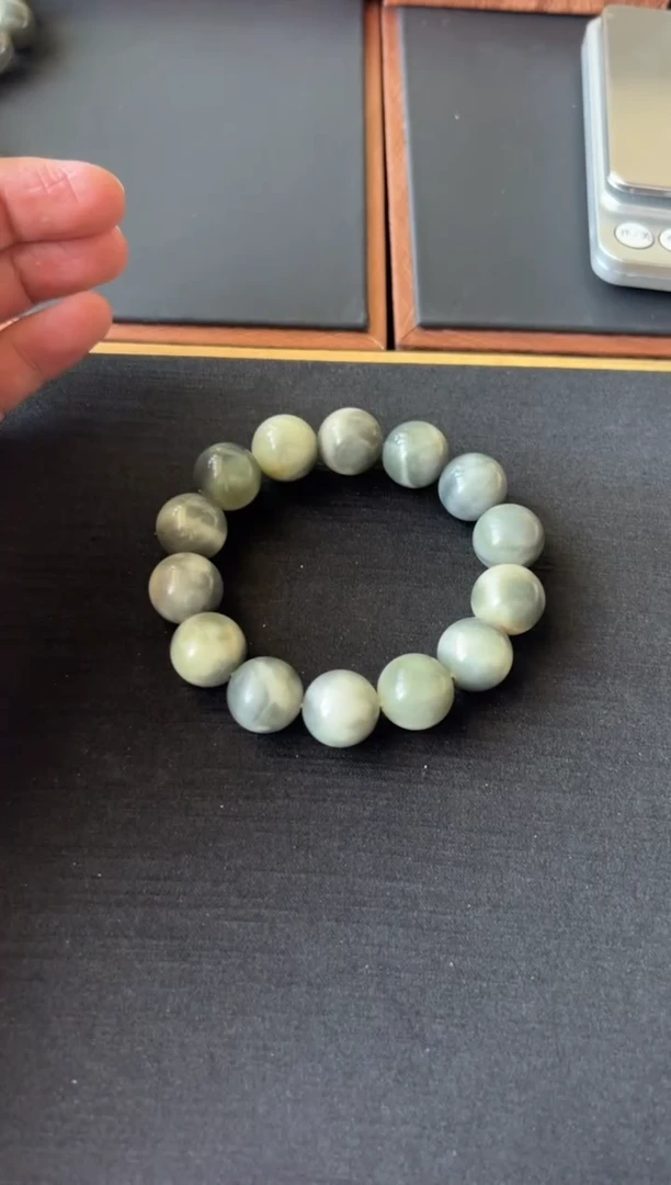 【闪购商品】和田玉手串未镶嵌若羌微色差卡16