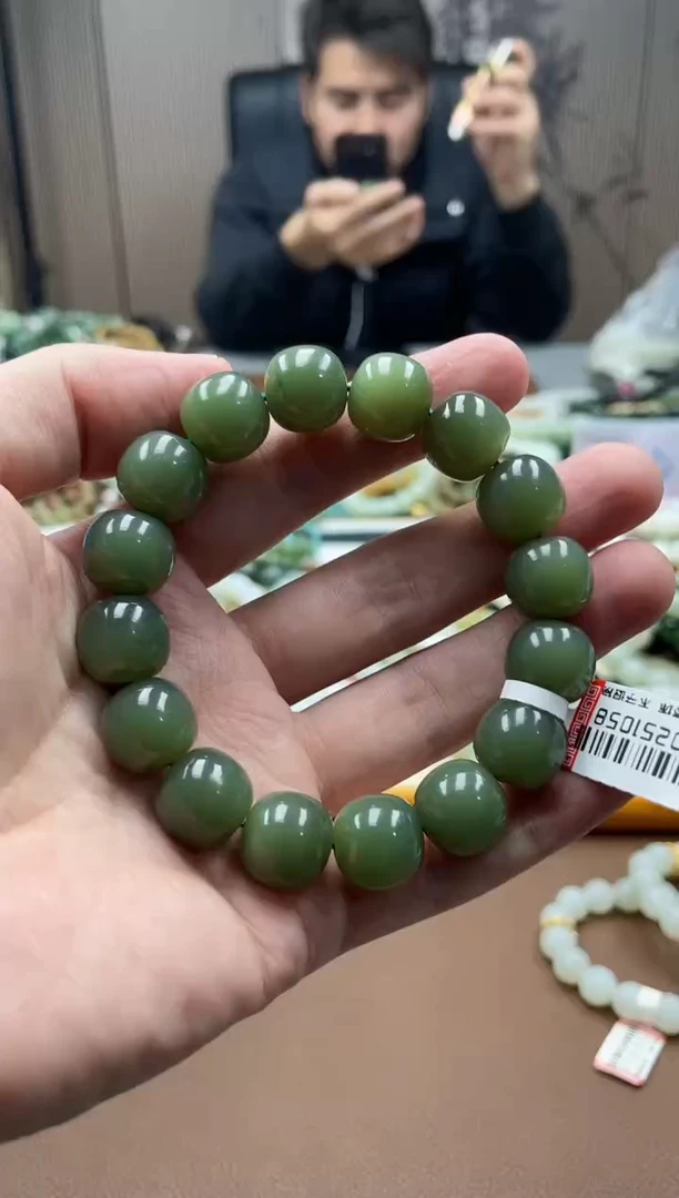 未镶嵌手串和田玉花土沟沙枣青水墨14老型