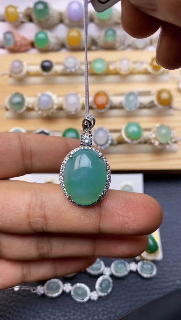 【闪购商品】翡翠吊坠(赠链)银S925镶嵌2366