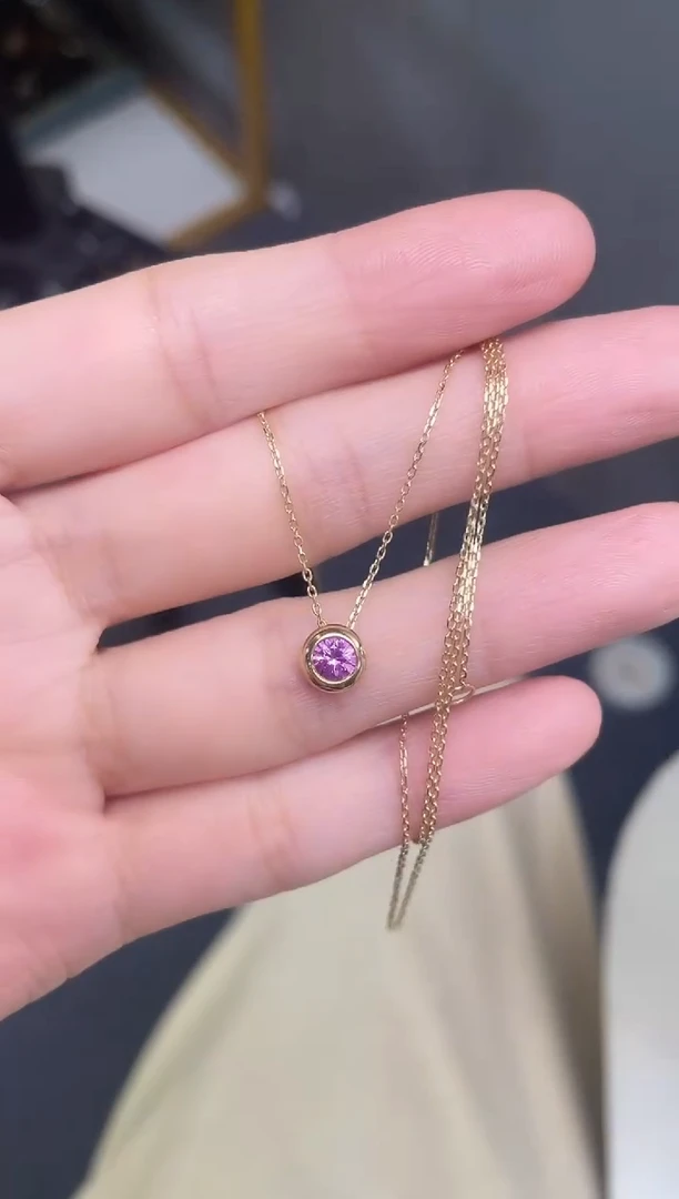 彩色蓝宝石颈饰18K金镶嵌主石：0.35ct