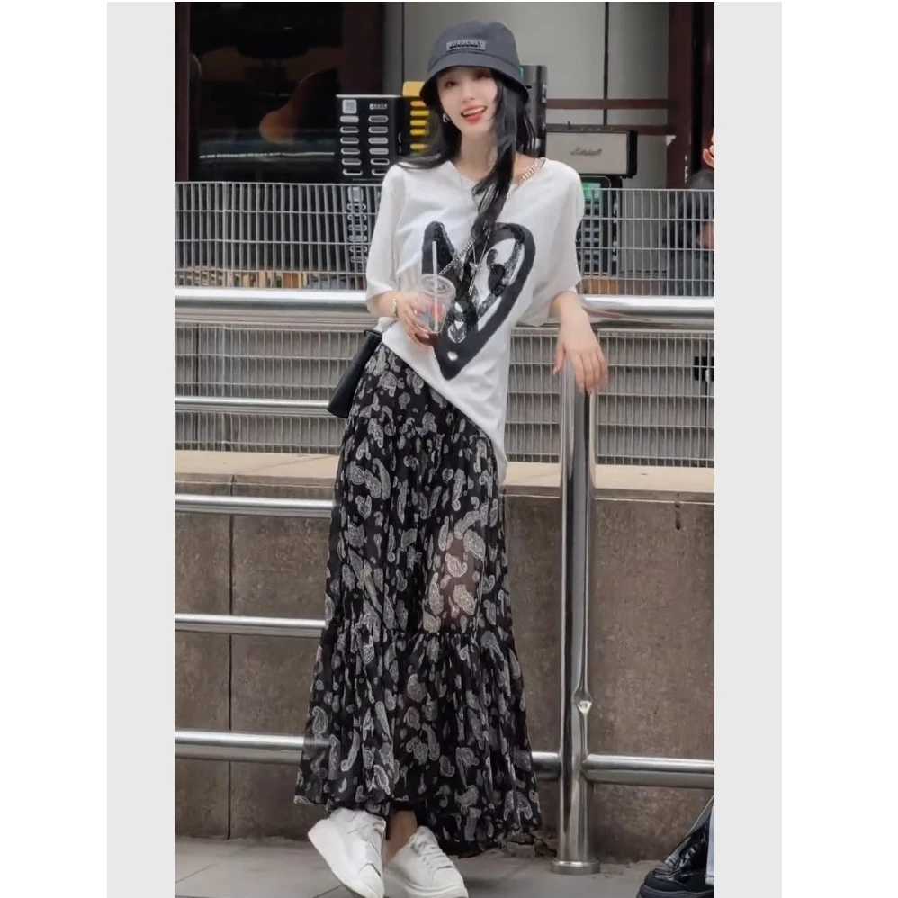 2025超火夏装一整套白色爱心图案短袖上衣清冷松弛感穿搭气质套装