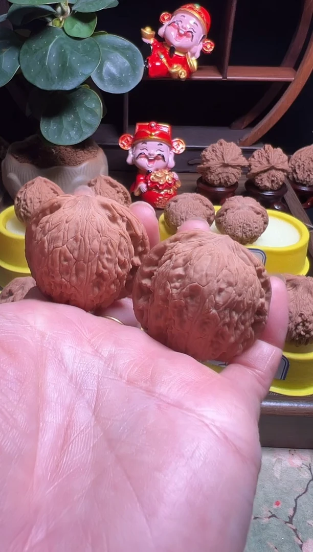 把件文玩核桃全品绣球42