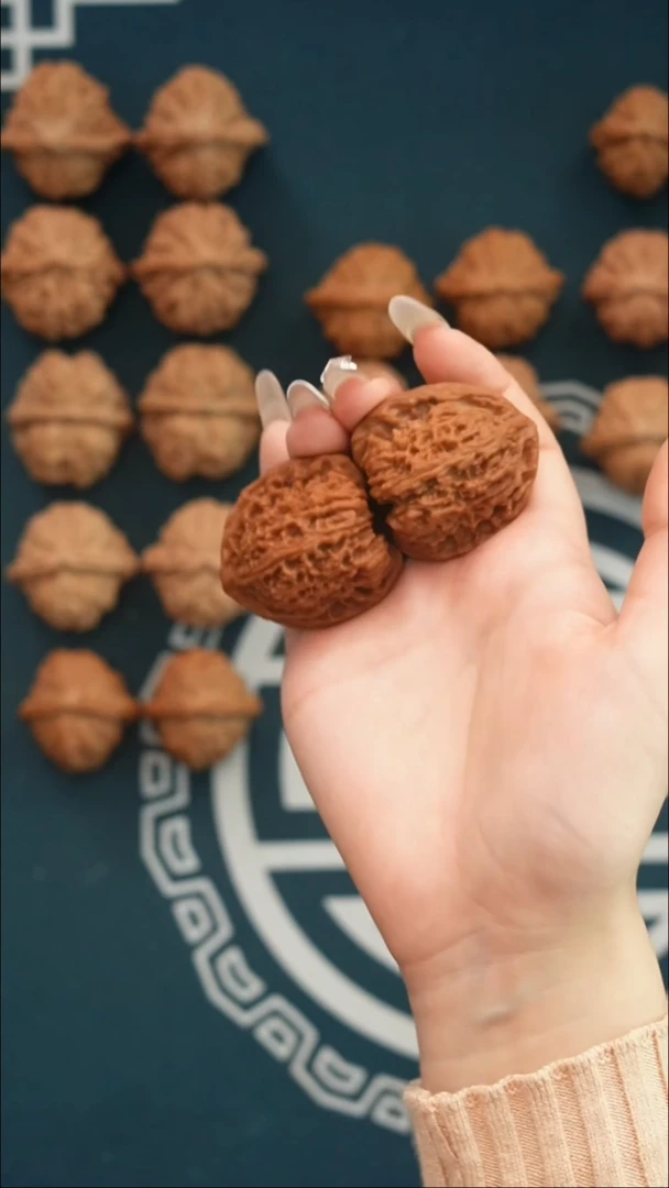 吊坠文玩核桃黑**长三角疆40全