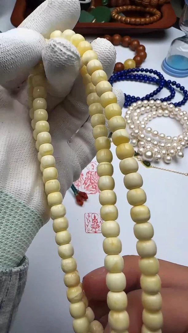 蜜蜡颈饰未镶嵌蜜蜡