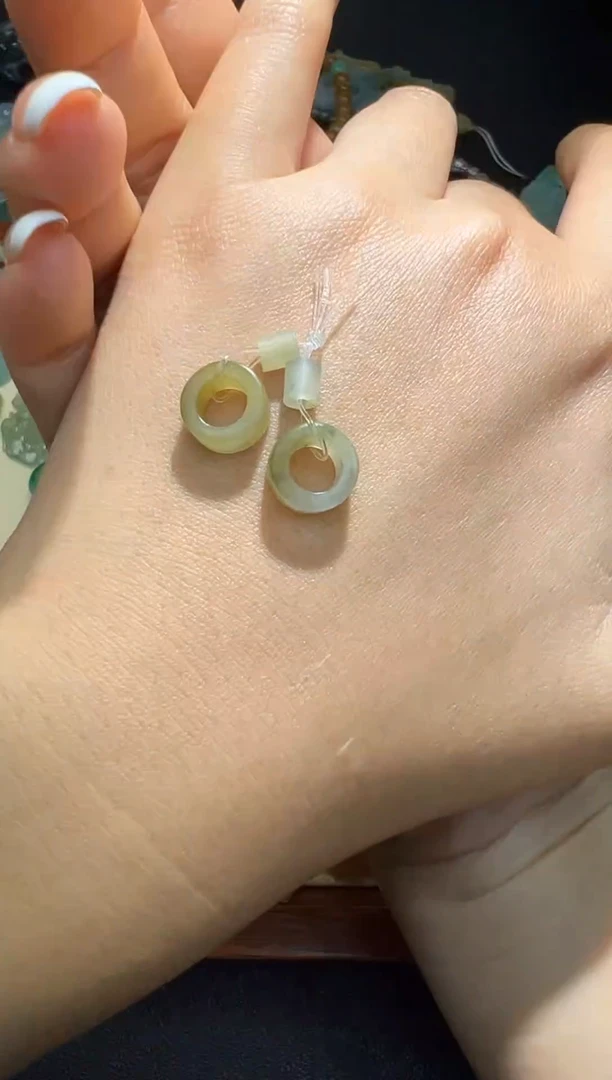 未镶嵌定制翡翠黄加绿甜甜圈