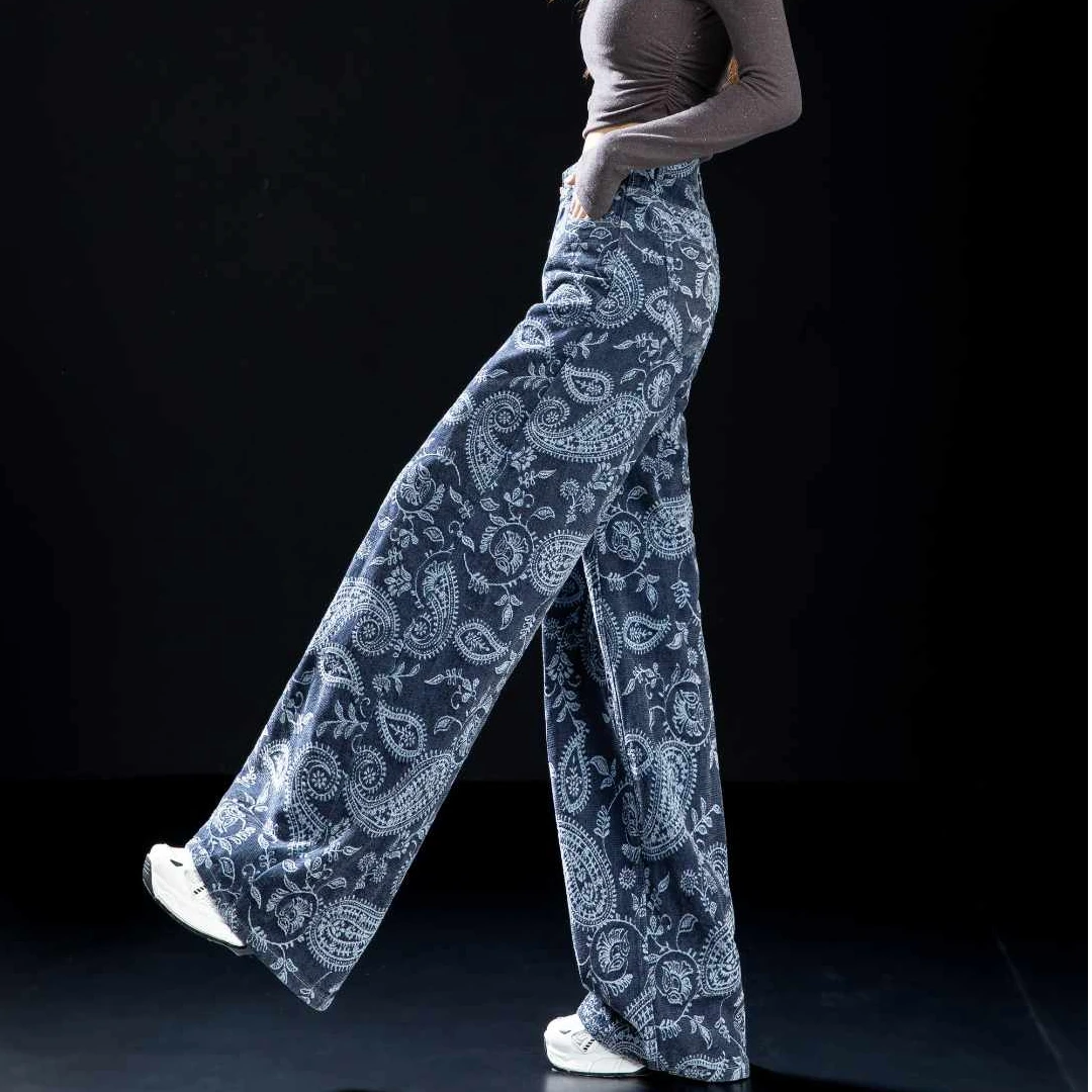 秋冬雪尼尔牛仔裤女2025新款提花裤子女美式腰果花阔腿裤直筒长裤