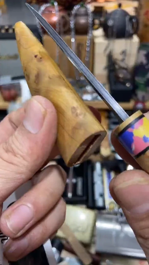 瓷片闪购商品  如图所示