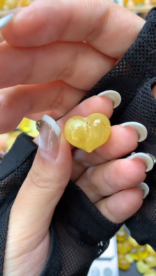 琥珀未镶嵌珠宝奇石021琥珀蜜蜡微瑕