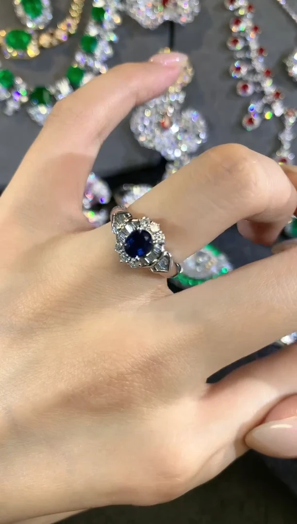 蓝宝石戒指铂Pt900镶嵌q96