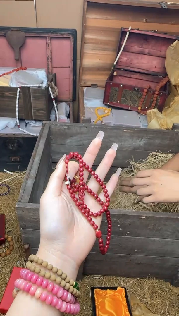 精美手串（无礼盒）