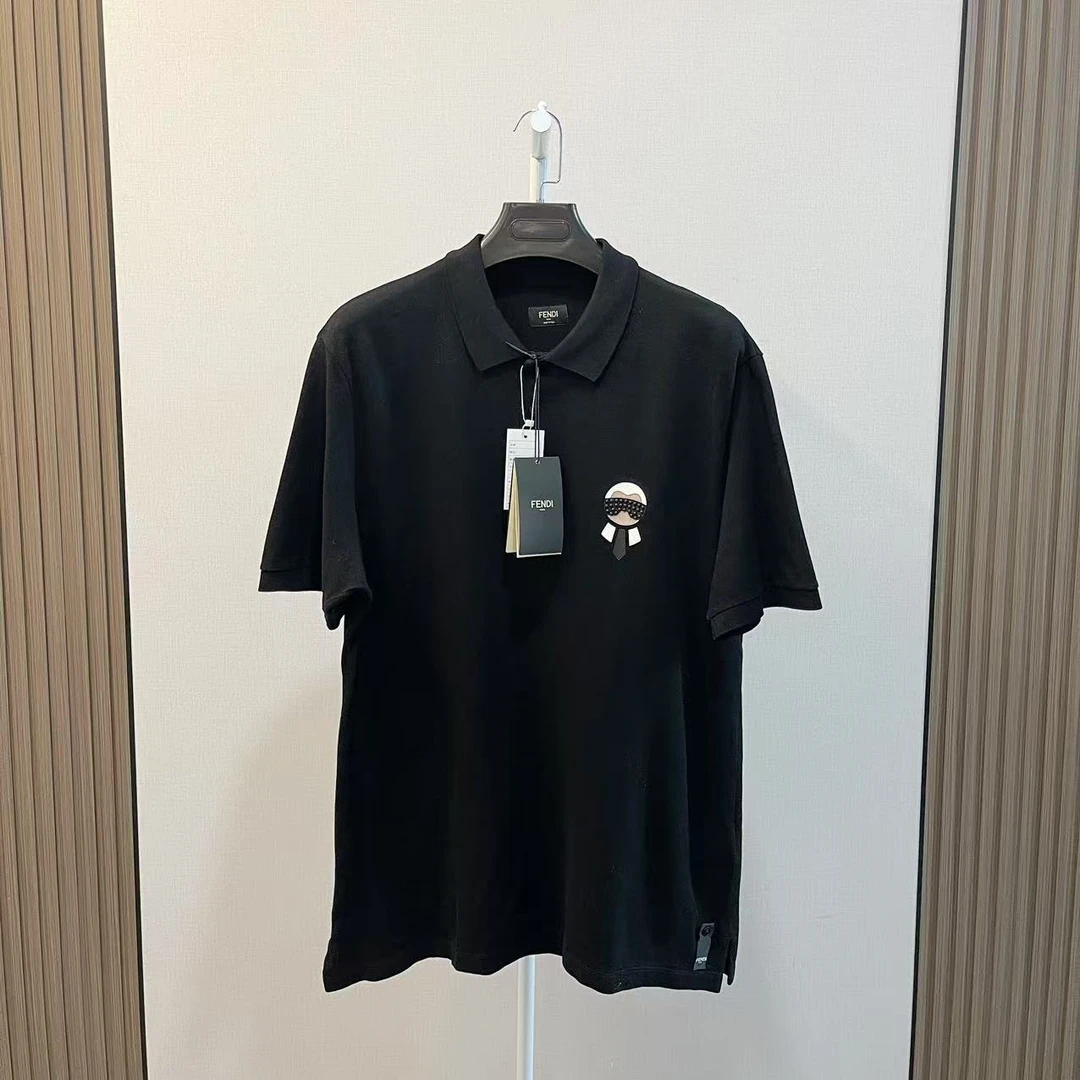 全新未使用 FENDI/芬迪 /老佛爷拼皮黑色短袖polo/尺码XXL