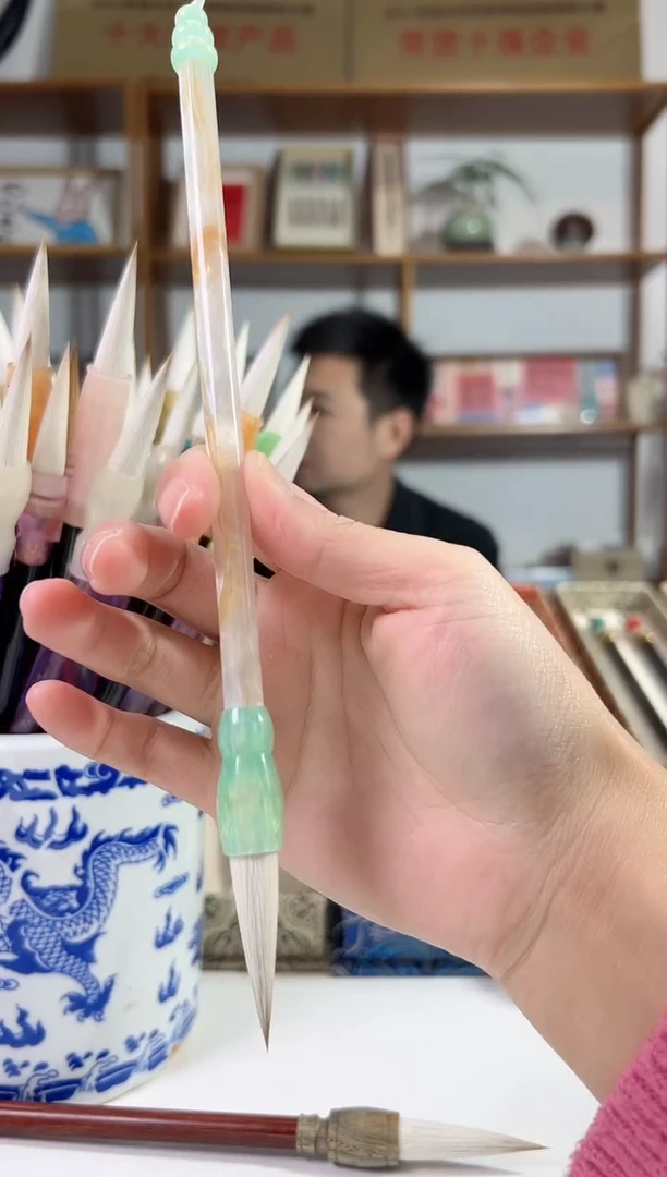亚克力白黄绿斗兼毫3.8