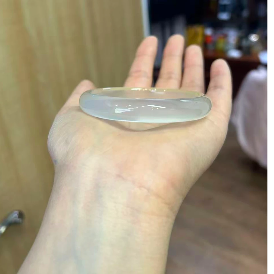 [带证书]天然玛瑙香槟金正圈手镯