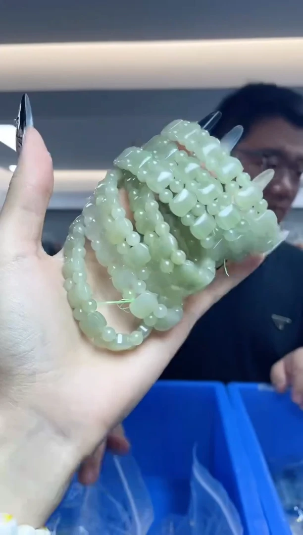 手串未镶嵌和田玉（多样性发一件）