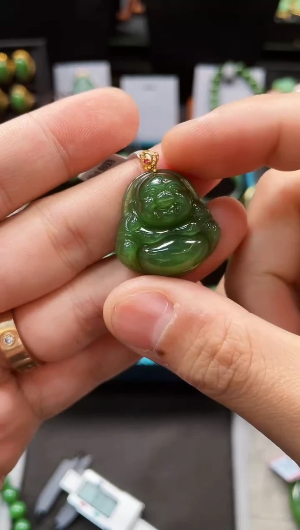 【闪购商品】和田玉吊坠18K金镶嵌多样性发一