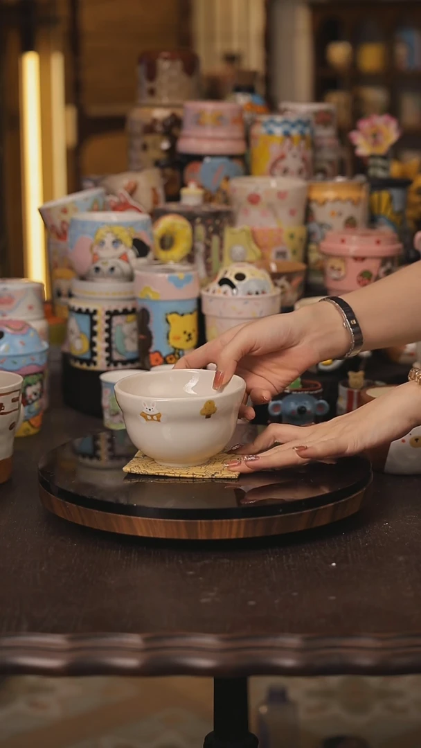 景德镇釉下彩绘设计师款式陶瓷