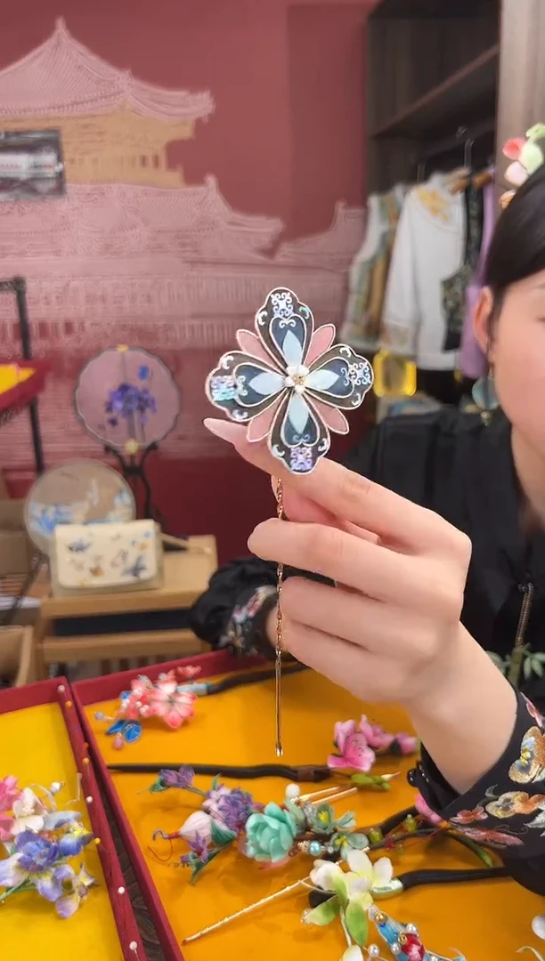 【闪购商品】刺绣非遗绒花（发饰）