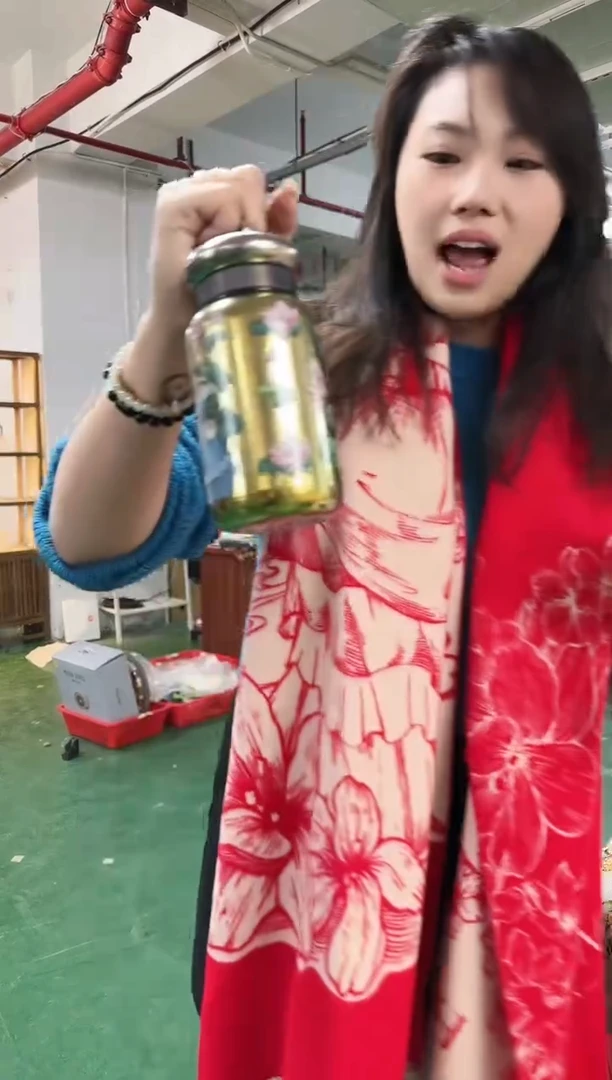 【闪购商品】瓷L235-------------