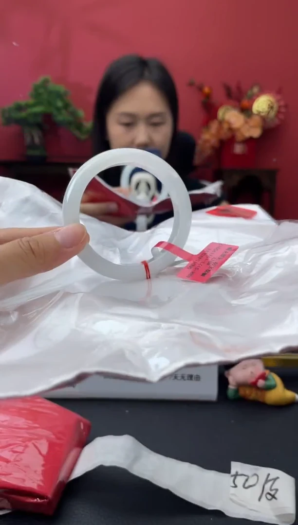 未镶嵌手镯翡翠3
