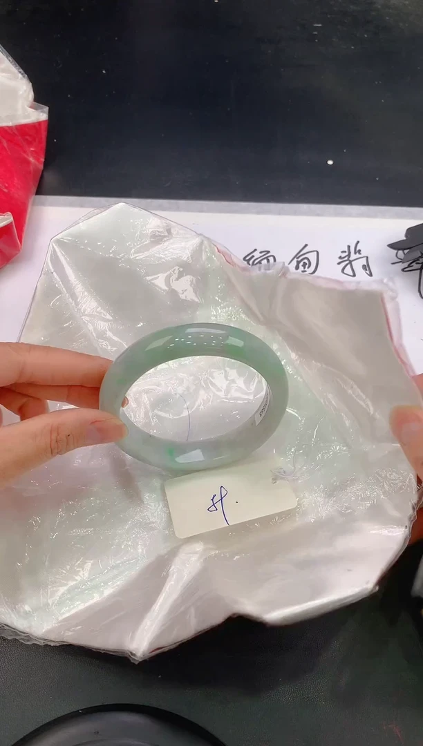 翡翠手镯未镶嵌107
