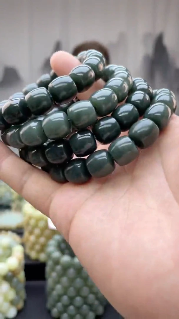 和田玉未镶嵌颈饰多样性发货拍一发一卡12直切