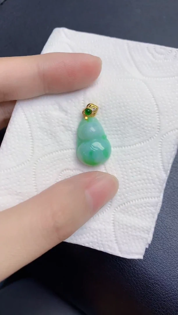 颈饰未镶嵌翡翠天然翡翠缅甸A货