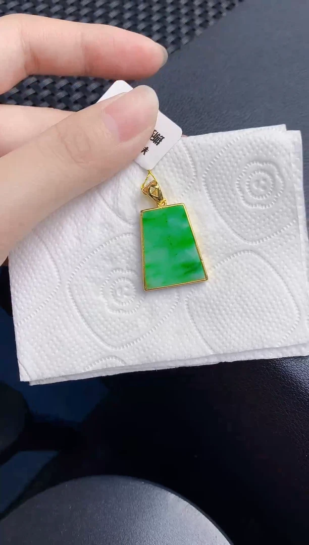 颈饰未镶嵌翡翠天然翡翠缅甸A货