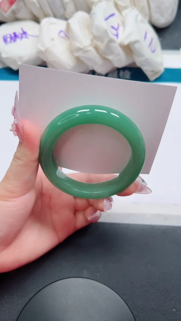 石英质玉手镯未镶嵌77-54.9