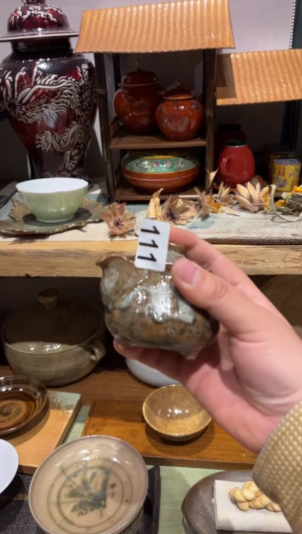 【闪购商品】瓷片111  微瑕柴烧宝瓶1个