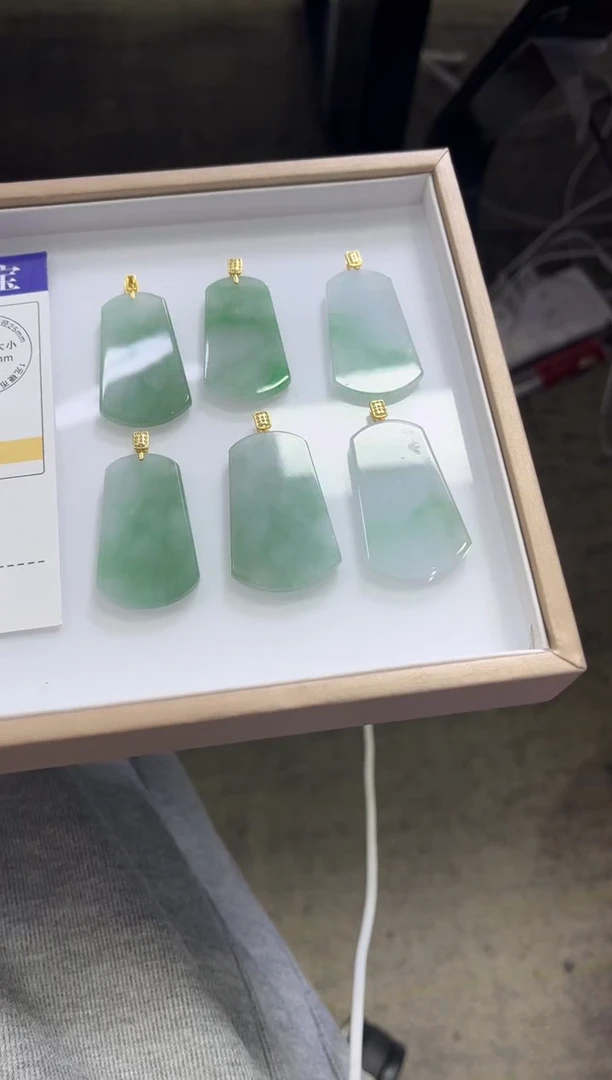 颈饰银S925镶嵌翡翠E4/多样性发一件/配绳子