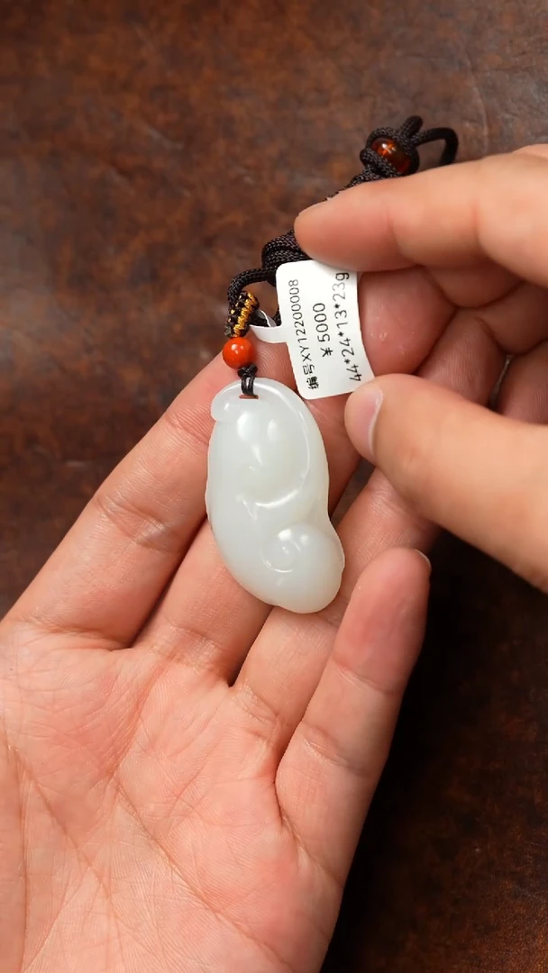 颈饰未镶嵌和田玉吊坠XY