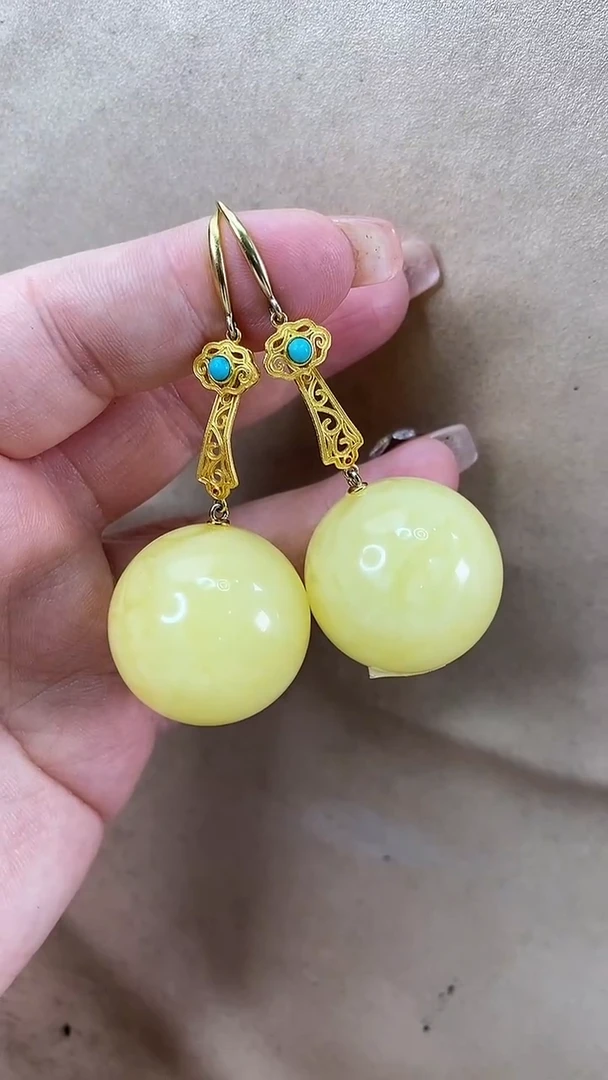 琥珀颈饰未镶嵌耳环