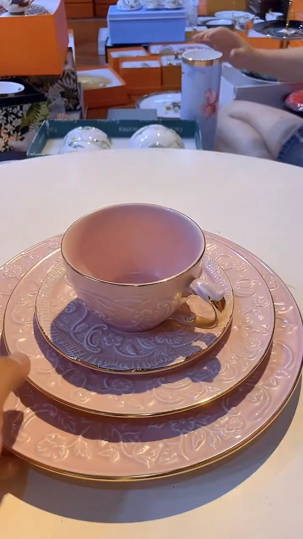 鸿辉家品牌瓷器，京东包邮！