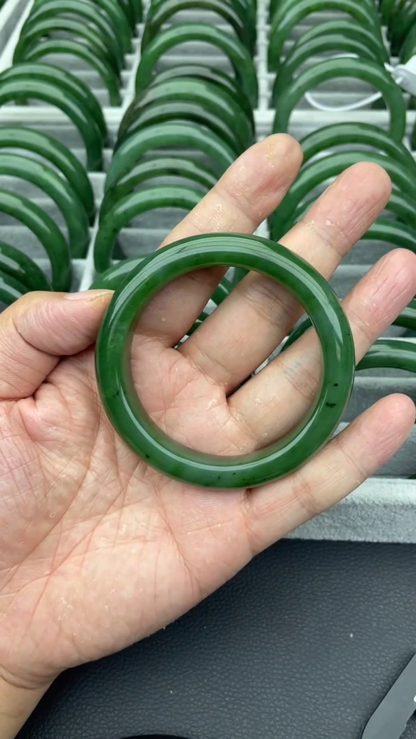 未镶嵌手镯和田玉（碧玉）7-56.6