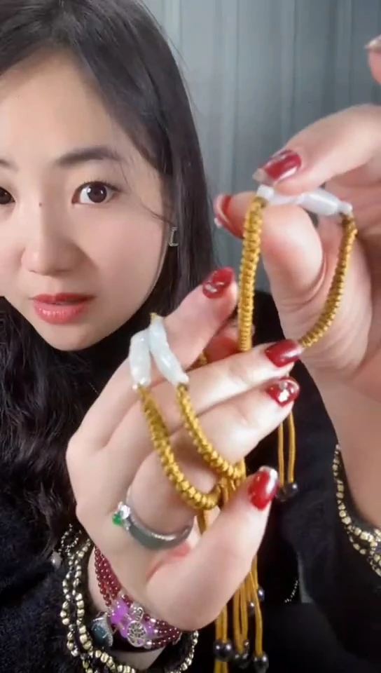 【闪购商品】翡翠颈饰未镶嵌00000012