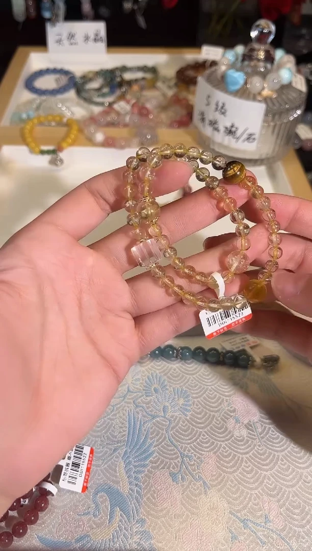 【闪购商品】水晶手链未镶嵌Q682手串