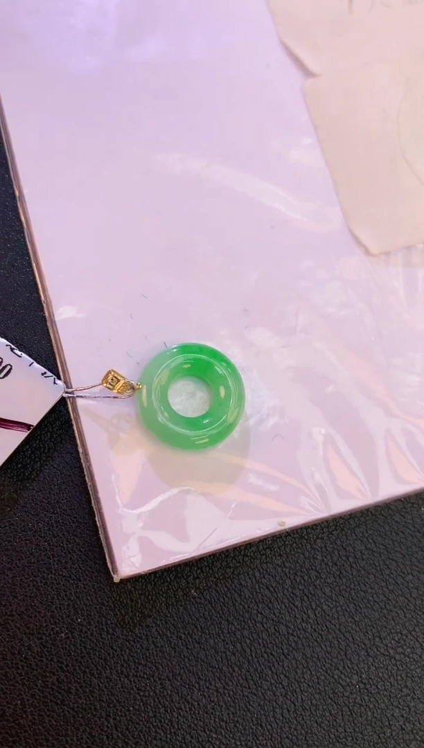 翡翠18K金镶嵌颈饰赠礼盒证书 麦麦