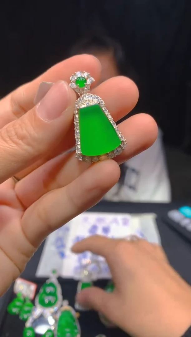 【闪购商品】定制翡翠未镶嵌101多样性发货（发其一）