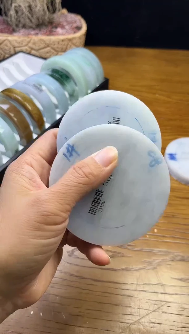 【闪购商品】定制翡翠胚未镶嵌多样性发货之一