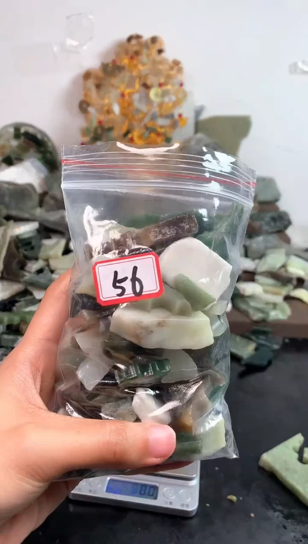 未镶嵌和田玉摆件56