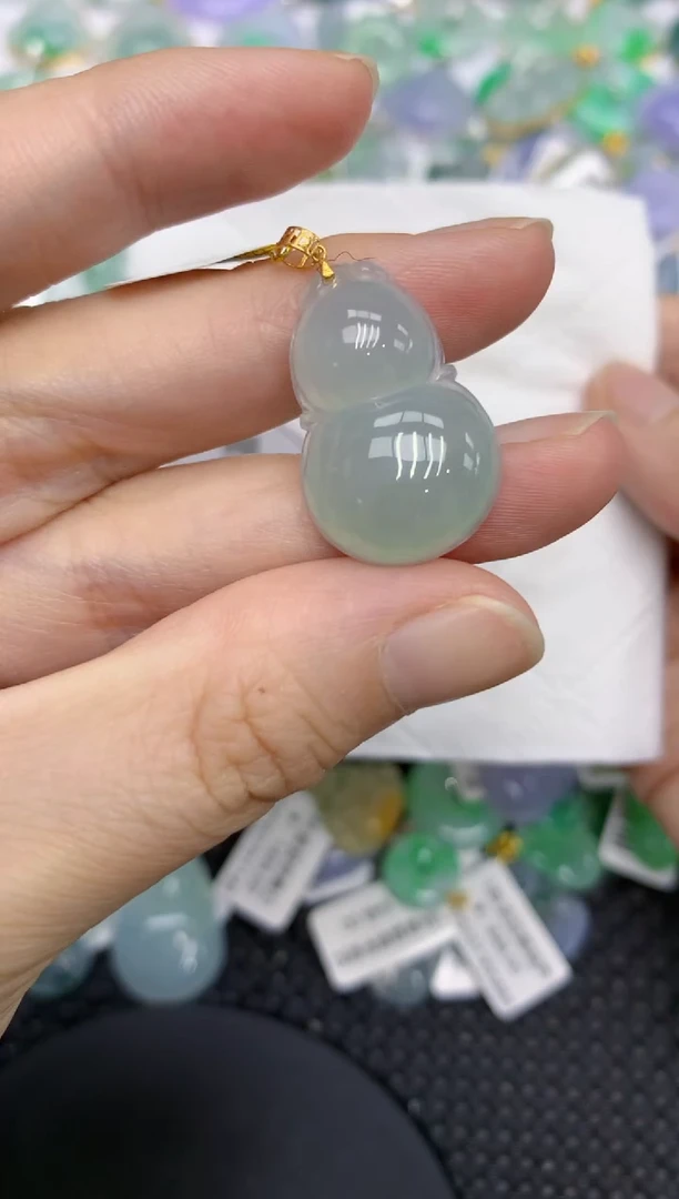 颈饰18K金镶嵌翡翠11111111