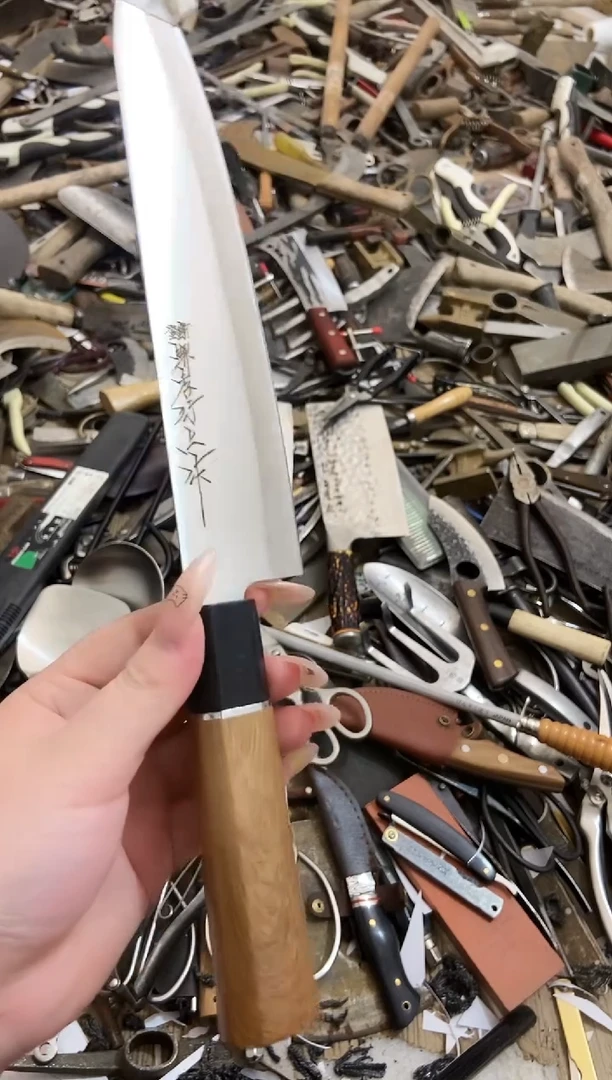 吕**裔五金园艺农具厨具工具闪购