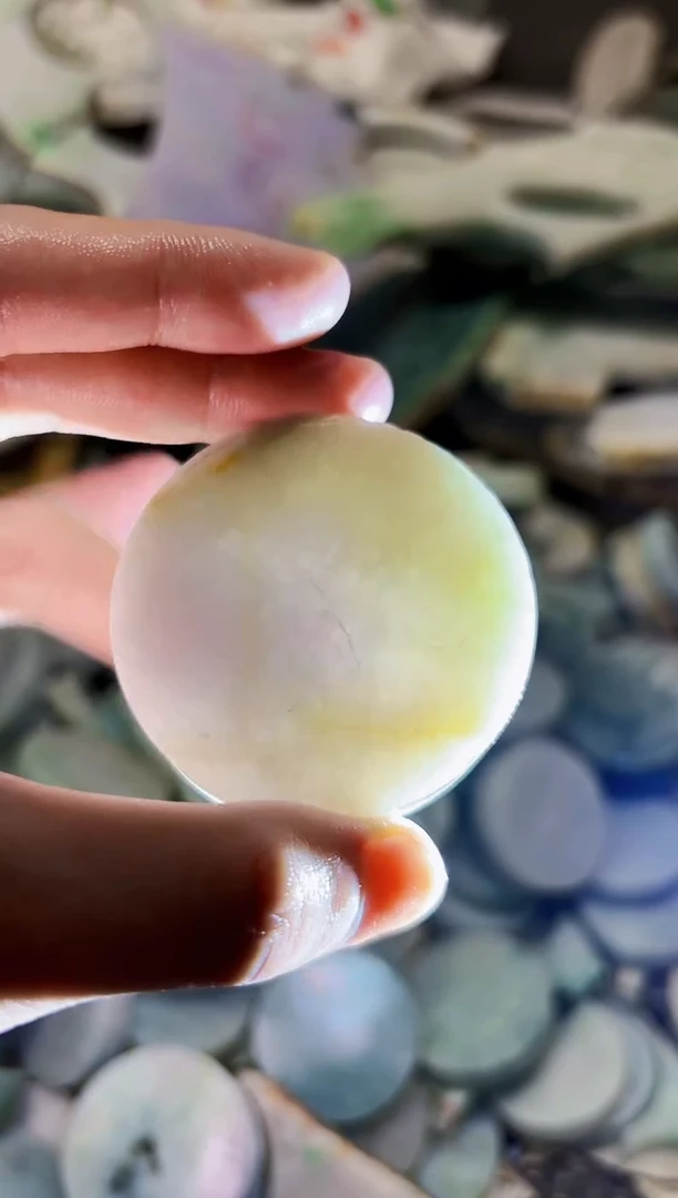 【闪购商品】翡翠颈饰未镶嵌A货吴玉353