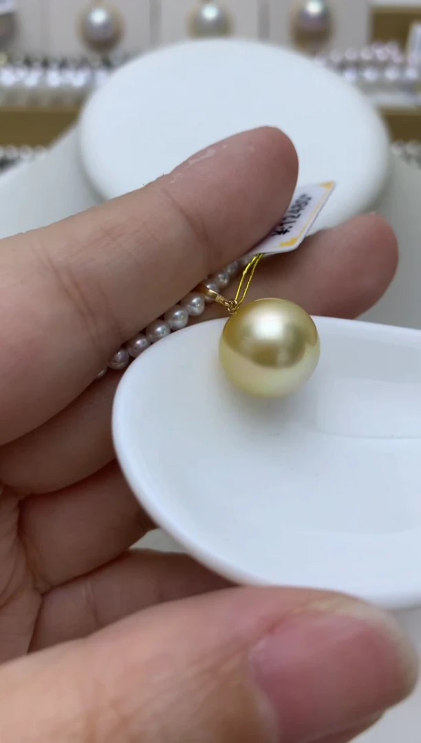 吊坠(不含链)18K金镶嵌海水珍珠q73