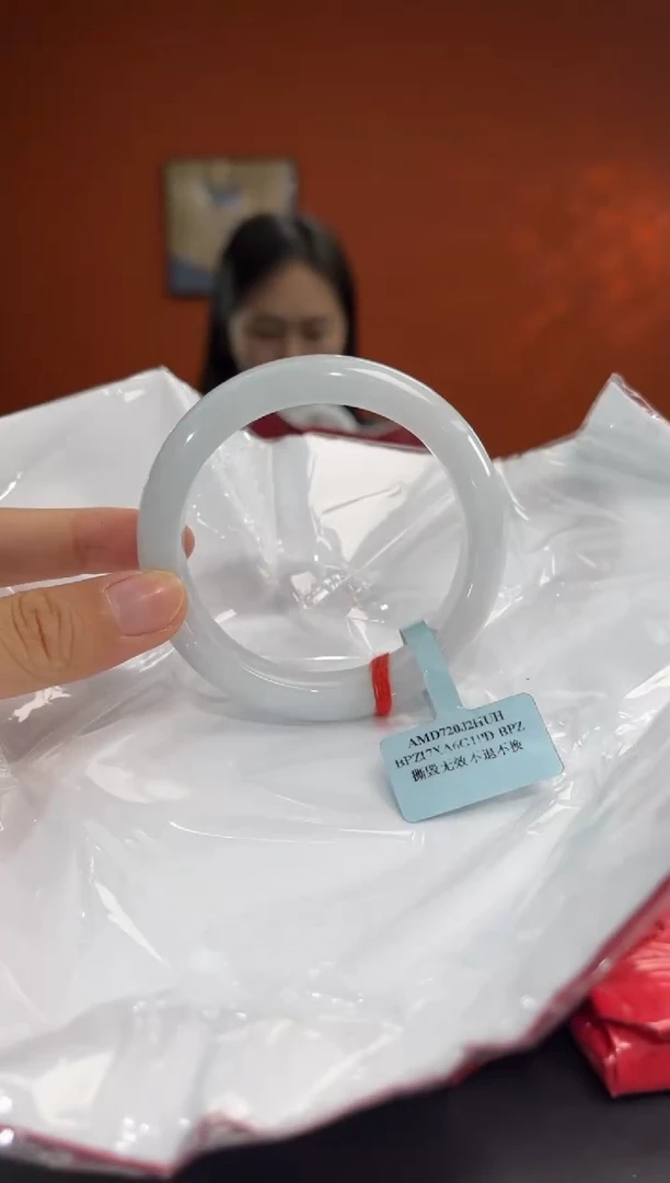 未镶嵌手镯翡翠6