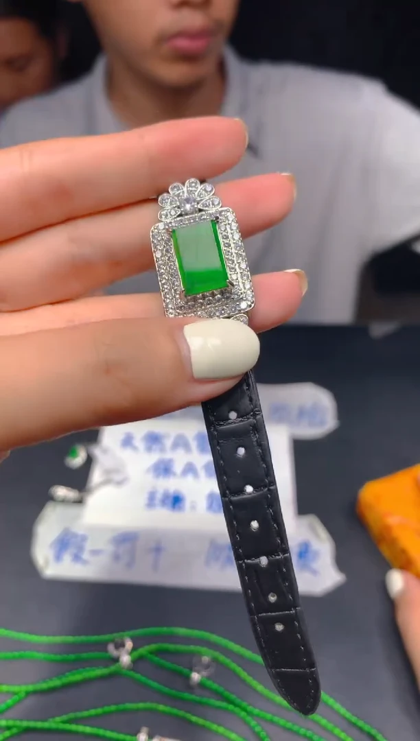 定制翡翠未镶嵌64多样性发货（发其一）